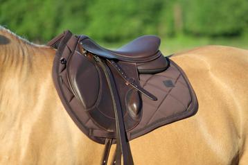 Arena contact springzadel | 15 tot 18 inch beschikbaar voor biedingen