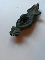 Romeinse fibula bodemvondst, Antiek en Kunst, Antiek | Koper en Brons, Ophalen of Verzenden