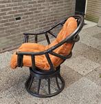 Vintage Retro Manou Rotan Bohemian draaistoel Terracotta, Huis en Inrichting, Fauteuils, Ophalen, Gebruikt, Riet of Rotan, Bohemian