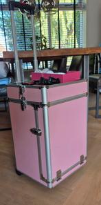 Hele nette beauty/ nagel koffer roze, Sieraden, Tassen en Uiterlijk, Koffers, Ophalen, Gebruikt, Hard kunststof, Wieltjes