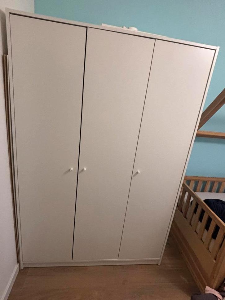 Kinder kledingkast, Huis en Inrichting, Kasten | Kledingkasten, Gebruikt, 150 tot 200 cm, 100 tot 150 cm, 50 tot 75 cm, Met deur(en)