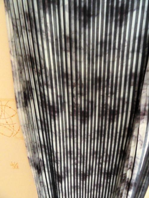 prachtige plissé lap  -zwart wit plus band, Hobby en Vrije tijd, Stoffen en Lappen, Nieuw, Overige materialen, 120 cm of meer