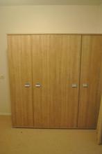 Kledingkast, 4 deurs, Huis en Inrichting, Kasten | Kledingkasten, Ophalen, Gebruikt, 150 tot 200 cm, Met hangruimte