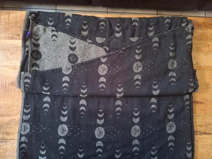 Yaro slings maanfase draagdoek, Kinderen en Baby's, Babydragers en Draagdoeken, Zo goed als nieuw, Draagdoek, Ophalen of Verzenden