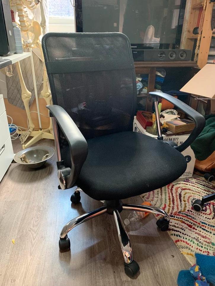 Nette bureaustoel, Huis en Inrichting, Bureaustoelen, Gebruikt, Bureaustoel, Zwart, Ophalen