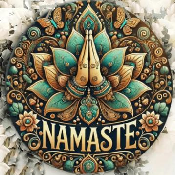 Namasté hanger met lange ketting  ++NIEUW++ beschikbaar voor biedingen
