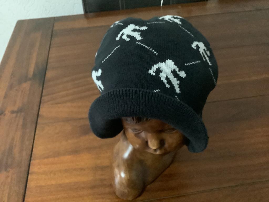 Muts.   “ Sport”.   nieuw!      ️, Verzenden, Nieuw, Overige maten, Muts