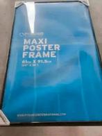 Pyramid Black Maxi Hold Image/Photo/Poster Size 61x91.5cm, Huis en Inrichting, Woonaccessoires | Wanddecoraties, Ophalen of Verzenden