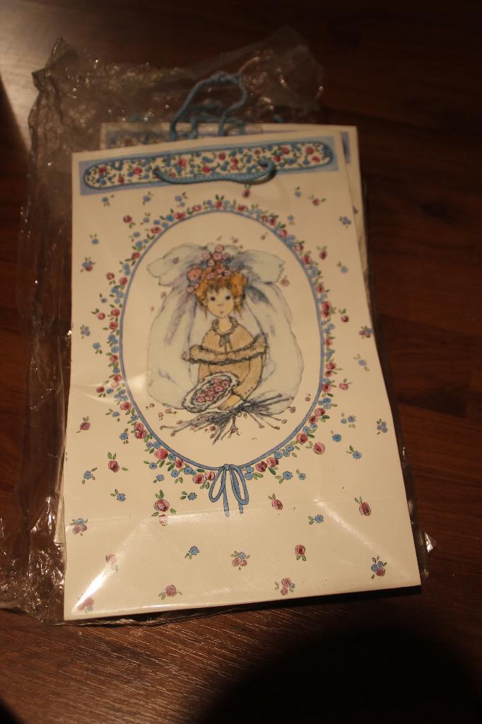 papieren tasjes met koord bruidstasjes, Hobby en Vrije tijd, Feestartikelen, Nieuw, Overige typen, Geboorte of Huwelijk, Ophalen of Verzenden