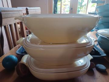 3 pastel regout royal sphinx  beschikbaar voor biedingen