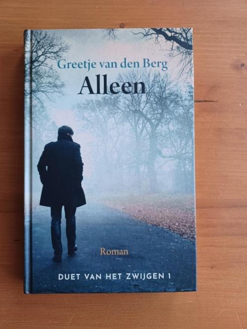 Duet van het zwijgen deel 1 - Alleen, Boeken, Romans, Gelezen, Nederland, Ophalen of Verzenden