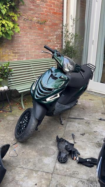 Piaggio Zip 50cc 2t sp beschikbaar voor biedingen