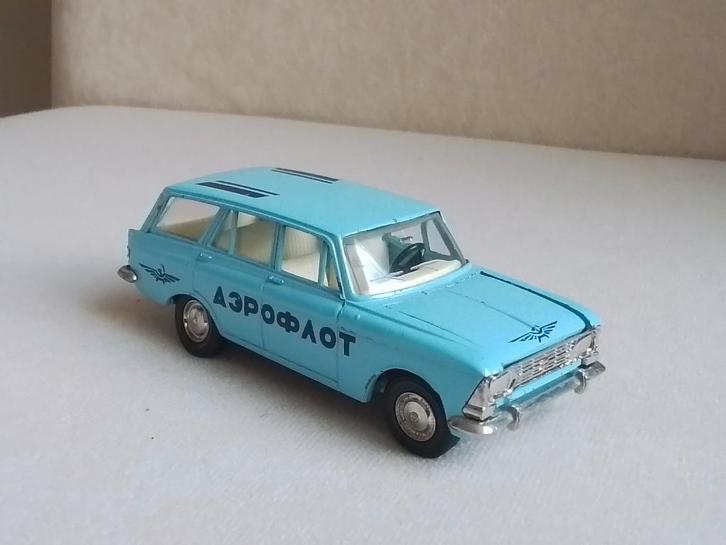 Moskvitch 427 Stationcar Aeroflot Novoexport made in ussr, Hobby en Vrije tijd, Modelauto's | 1:43, Zo goed als nieuw, Auto, Overige merken
