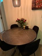 Eettafel Mariedam van IKEA, Ophalen