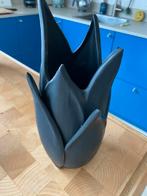 Zwarte Plateel Vaas - Apart Design, Gebruikt, Zwart, Aardewerk of Porselein, Ophalen of Verzenden