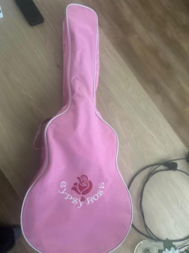 Gypsy rose gitaar, Muziek en Instrumenten, Snaarinstrumenten | Gitaren | Akoestisch, Zo goed als nieuw, Klassieke of Spaanse gitaar