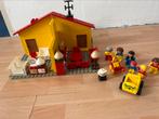 Vintage Lego Duplo jaren 80. O.a. Huis, trein en grondplaat, Kinderen en Baby's, Speelgoed | Duplo en Lego, Ophalen of Verzenden