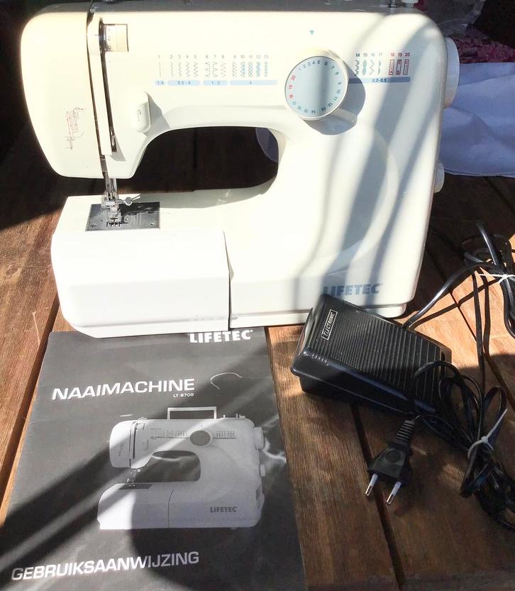 LIFETEC LT 8709 VRIJE ARM NAAIMACHINE, Hobby en Vrije tijd, Naaimachines en Toebehoren, Gebruikt, Naaimachine, Overige merken