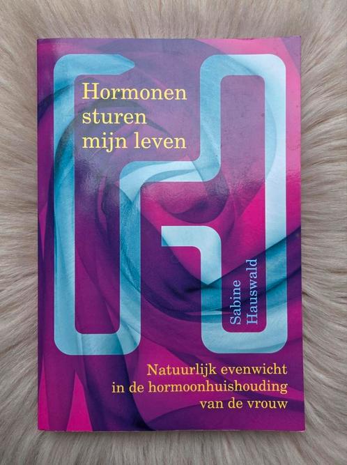 Sabine Hauswald - Hormonen sturen mijn leven, Boeken, Wetenschap, Zo goed als nieuw, Ophalen of Verzenden