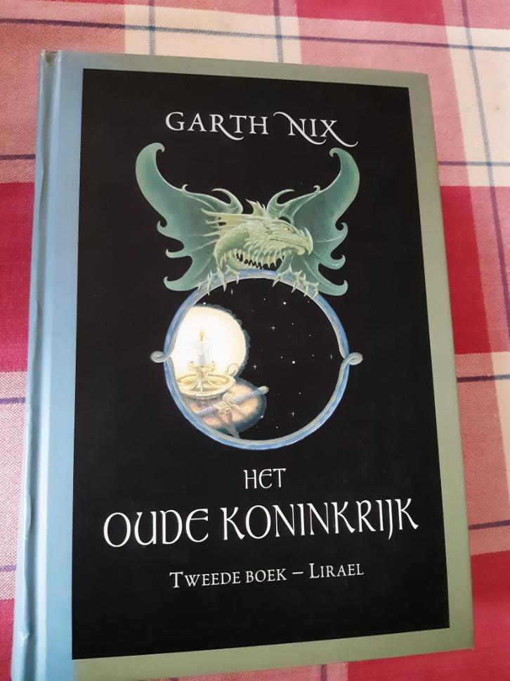 Garth nix:het oude koninkrijk.tweede boek.lirael.hardcover., Boeken, Fantasy, Gelezen, Ophalen