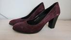 Fred de la Bretoniere pumps, aubergine paars suède,  maat 41, Ophalen of Verzenden, Zo goed als nieuw, Overige kleuren