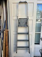 Opvouwbare Metalen Trap – 1,55 m, Ophalen, Minder dan 2 meter