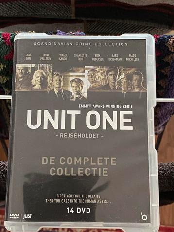 Dvd box Unit one 14 dvd’s. Rejseholdet beschikbaar voor biedingen