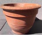 Oude grote terracotta Italiaanse Versace bloempot 43cm, Tuin en Terras, Bloempotten, Gebruikt, 40 cm of meer, Rond, Minder dan 40 cm