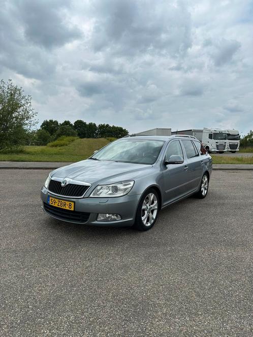 Skoda Octavia 1.8 TSI 160pk Dsg-7 2012 Grijs, Auto's, Skoda, Particulier, Octavia, ABS, Adaptieve lichten, Airbags, Airconditioning