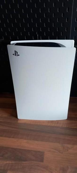 Sony playstation 5 DISC VERSIE  beschikbaar voor biedingen
