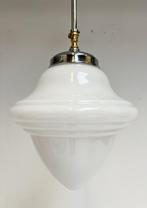 Opaalglazen Art Deco plafondlamp uit de 1960’s, Gebruikt, Vintage, Ophalen of Verzenden, X