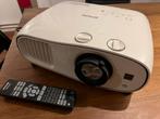 Epson EH-TW6700 FullHD beamer slechts 40 uur! PRIJS VERLAAGD, Ophalen of Verzenden, Zo goed als nieuw