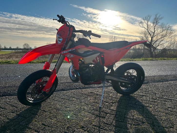 Beta RR 300 BJ: 2023 - Kenteken - 2-Takt, Motoren, Overige Motoren, 12 t/m 35 kW, 1 cilinder, Ophalen