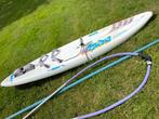 Gratis Surfplank met Mast en Giek, Watersport en Boten, Windsurfen, Ophalen, 250 tot 300 cm, Gebruikt, Met vin(nen)