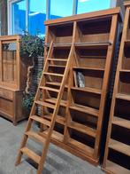 Prachtige teakhouten boekenkast / bibliotheekkast / wandkast, Ophalen, Zo goed als nieuw, X, X