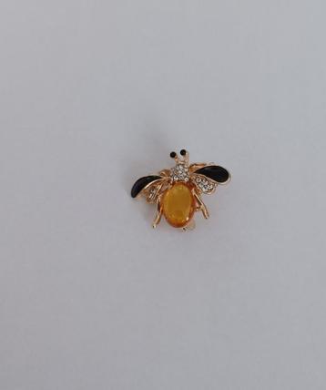 Bij broche beschikbaar voor biedingen