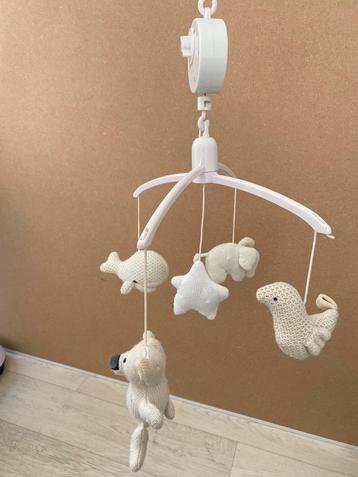 Schattige muziekmobiel – met draaiende figuurtjes beschikbaar voor biedingen