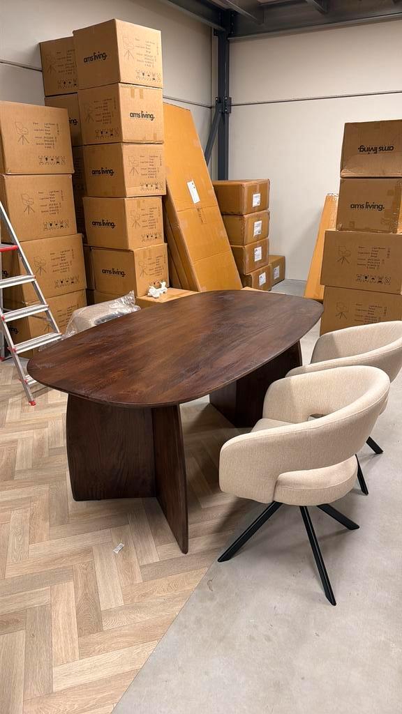 Japandi tafel deens ovaal met maanpoot walnoot 180 200 220, Huis en Inrichting, Tafels | Eettafels, Nieuw, 100 tot 150 cm, 200 cm of meer