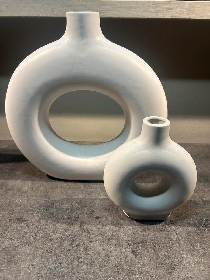 Donut Vazen Set, modern desgin Japandi, Huis en Inrichting, Woonaccessoires | Vazen, Nieuw, Wit, Minder dan 50 cm, Aardewerk of Porselein