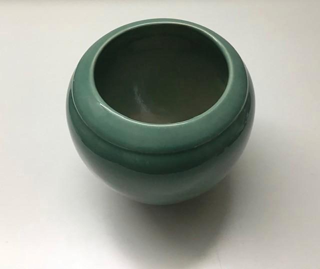 Nette keramiek vaas., Huis en Inrichting, Woonaccessoires | Vazen, Gebruikt, Groen, Minder dan 50 cm, Aardewerk of Porselein, Ophalen of Verzenden