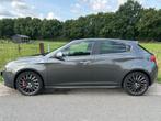 Alfa Romeo Giulietta 1.7 TBi Quadrifoglio Verde 235PK met le, Auto's, Alfa Romeo, Gebruikt, 4 cilinders, Leder, Bedrijf