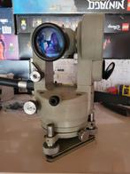 Waterpas instrument mom te-d22, Doe-het-zelf en Verbouw, Ophalen of Verzenden, Gebruikt