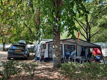 Luifel met zijwanden (voor aan een tent met omloopmaat 929) beschikbaar voor biedingen