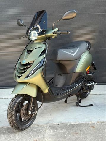 PIAGGIO ZIP 4T 2V HURUCAN GREEN 2018 FULL OPTION beschikbaar voor biedingen