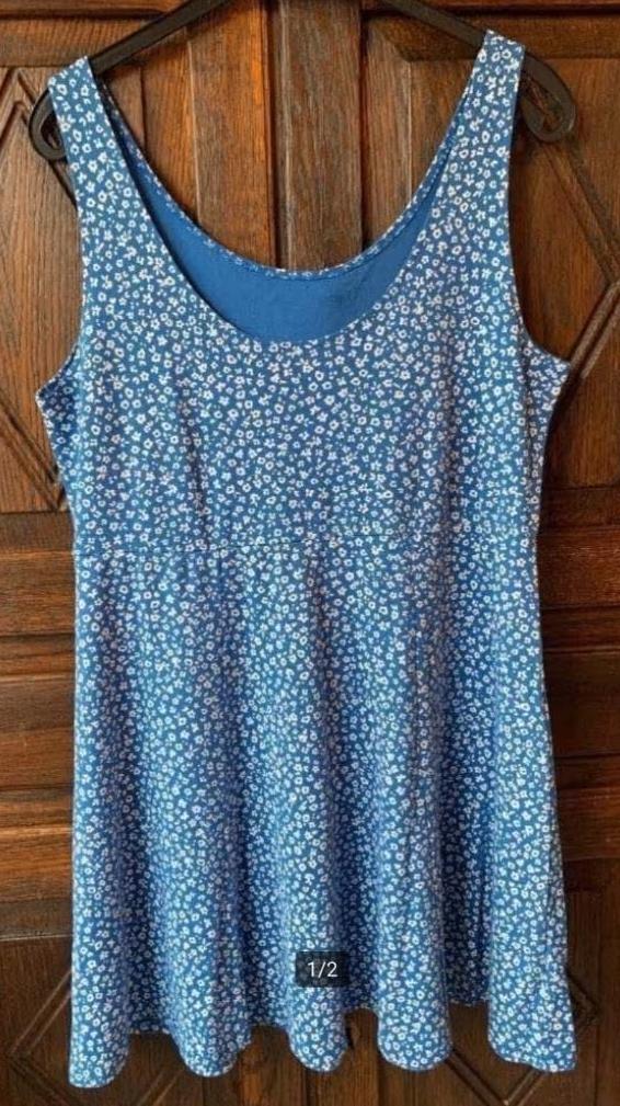 Blauwe jurk / top witte bloempjes; oto 53 cm, lengte 92 cm, Kleding | Dames, Grote Maten, Zo goed als nieuw, Shirt of Top, Blauw