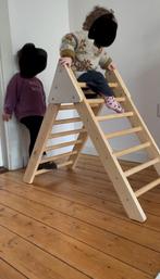 Klimdriehoek hout, klimrek, Ophalen, Zo goed als nieuw