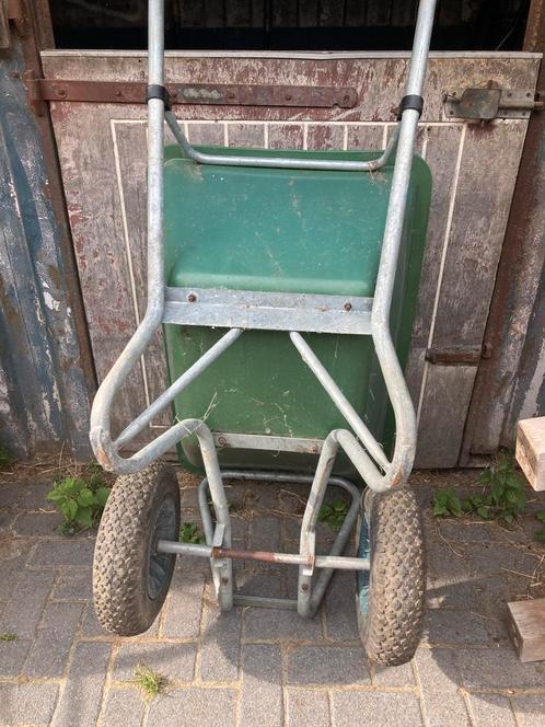 Kruiwagens groot en klein en steenkruiwagens en losse wielen, Tuin en Terras, Kruiwagens, Zo goed als nieuw, Handmatig, Eenwielig