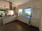 Complete keuken met bar en wandkast, Huis en Inrichting, Keuken | Complete keukens, Ophalen, Gebruikt, Overige kleuren, Overige typen