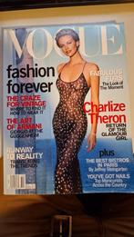 Vogue us oktober 2000 - Charlize Theron en Gisele Bündchen, Ophalen of Verzenden, Muziek, Film of Tv