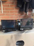 2x radio met klapscherm, Ophalen, Zo goed als nieuw